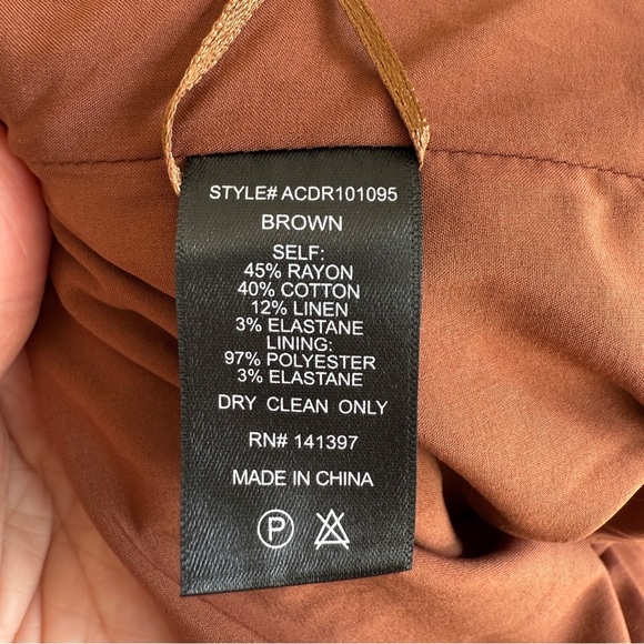 ASTR the label Armona Ruched midi Dress - Picture 11 of 12